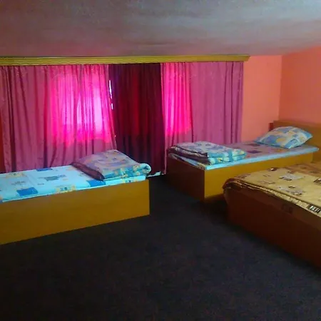 Royal Celic Motel *